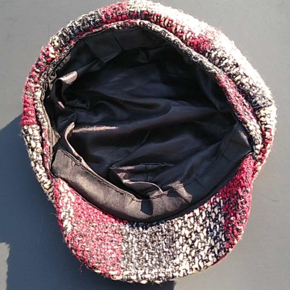 Hat - Picture 4 of 4